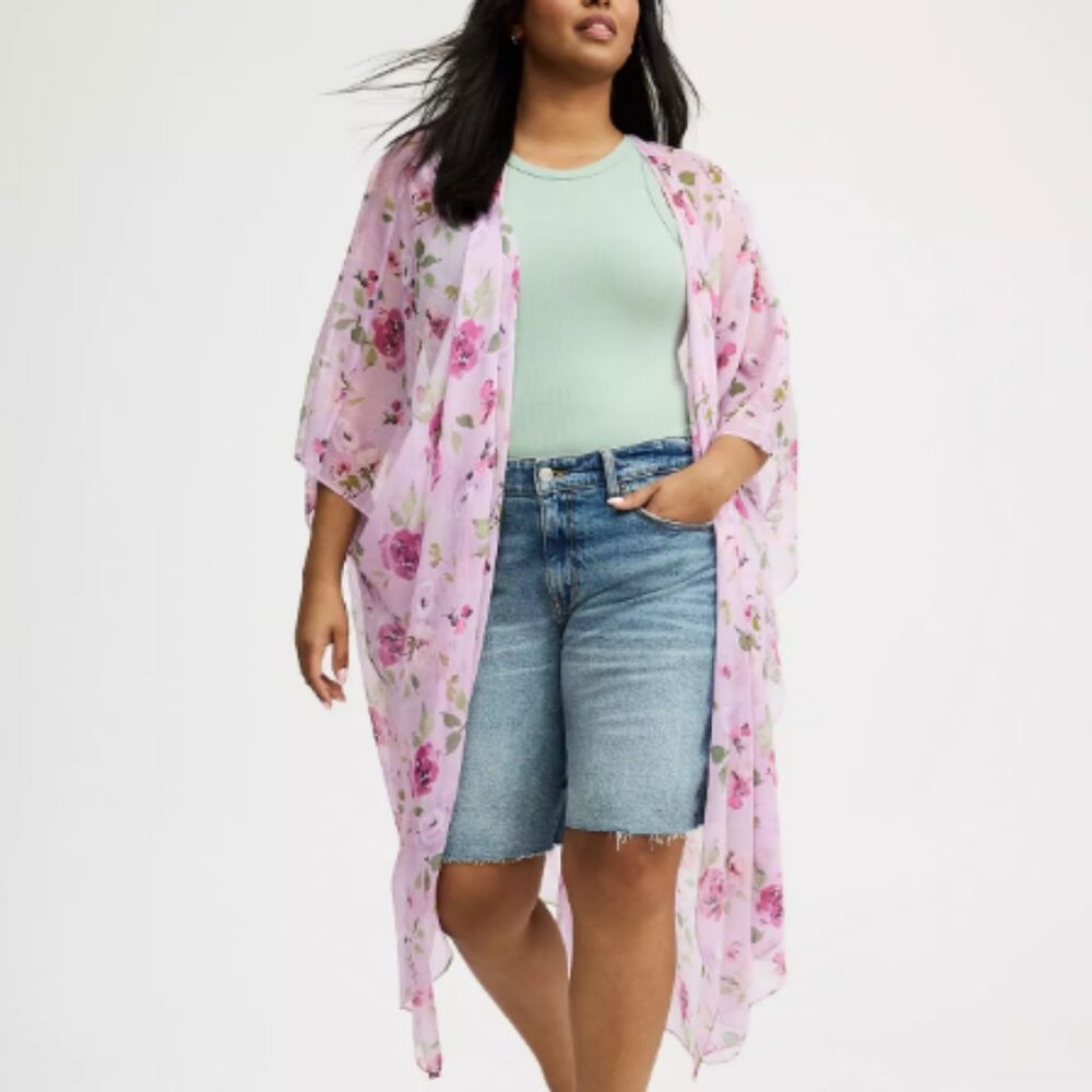 TORRID *BNWT* LILAC PINK FLORAL CHIFFON RUANA - ONE SIZE, FITS UP 1X-6X